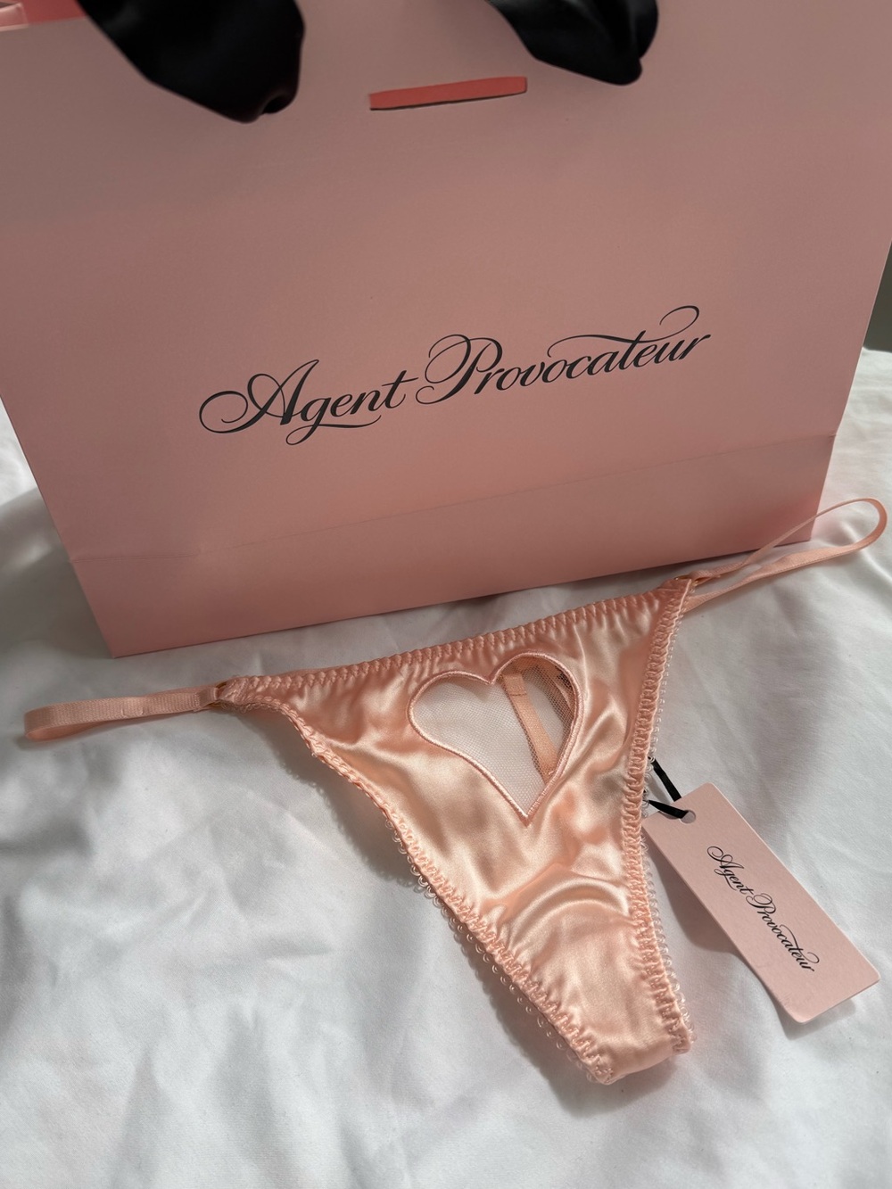 NWT Agent Provocateur Pink Satin Heart-Cut Thong